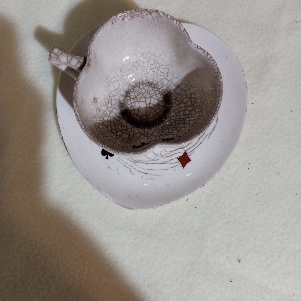 Tea cup - Picture 2 of 5